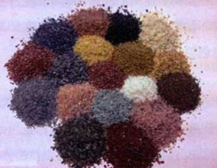 硅藻泥配方中常用的骨料主要为石英砂与彩砂